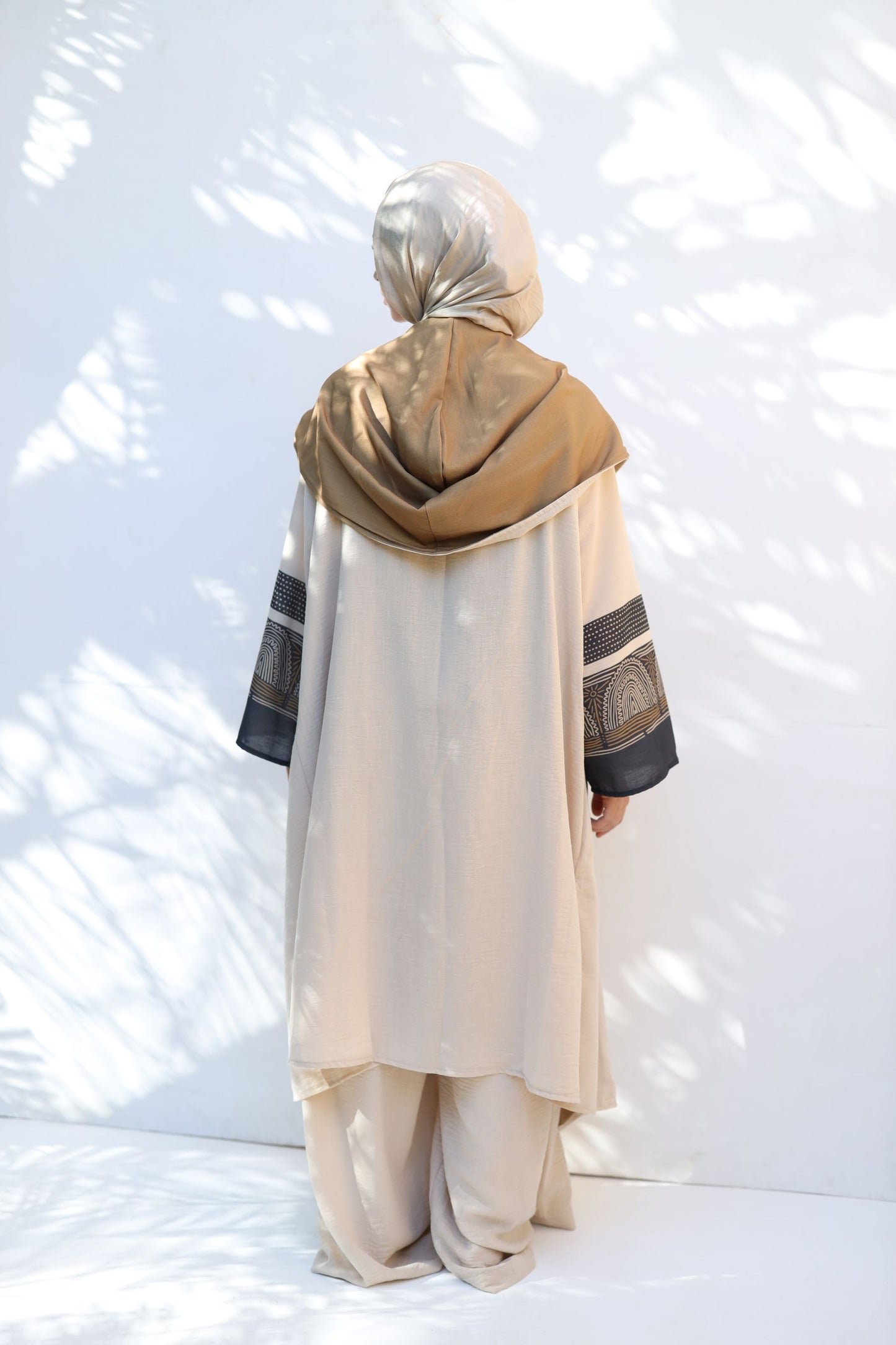 THE BEGICAME CARDIGAN