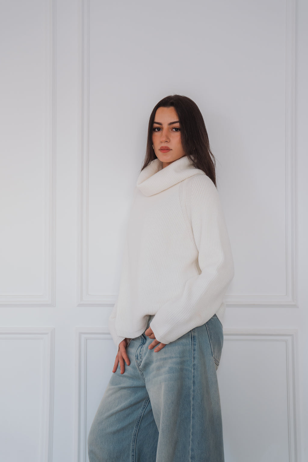 Serene Knit Pullover in White