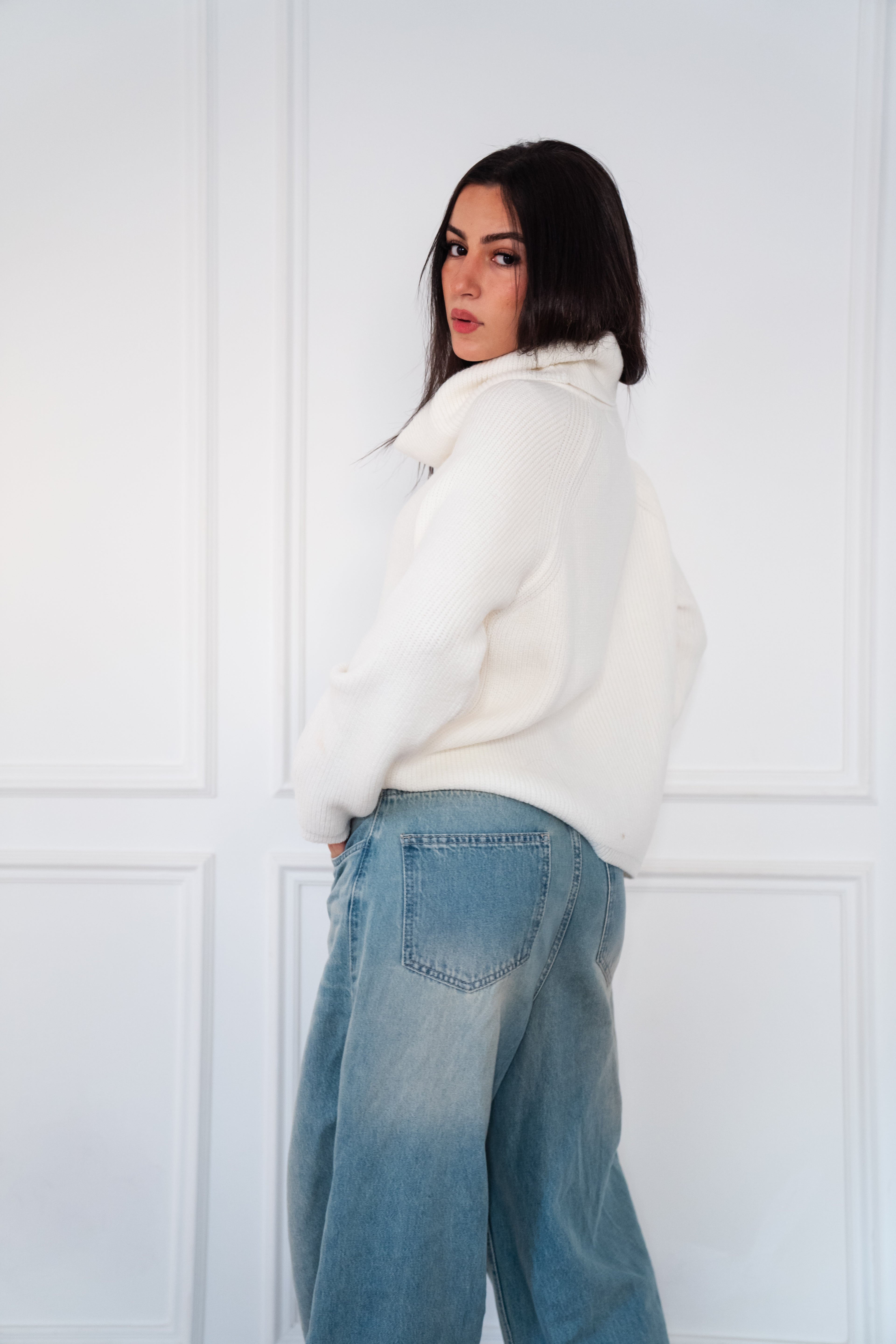 Serene Knit Pullover in White