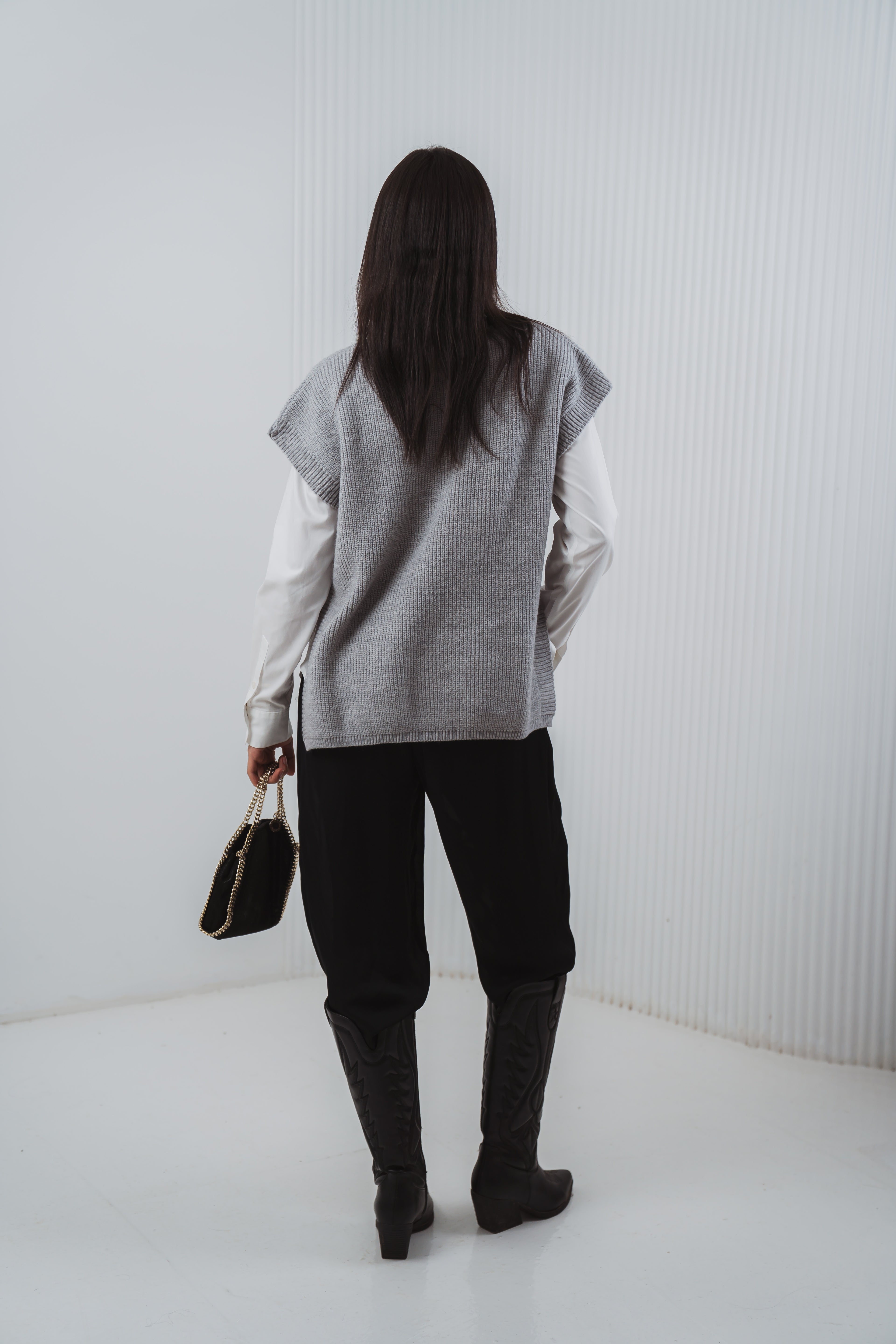 Serene Knit Gillet in Grey