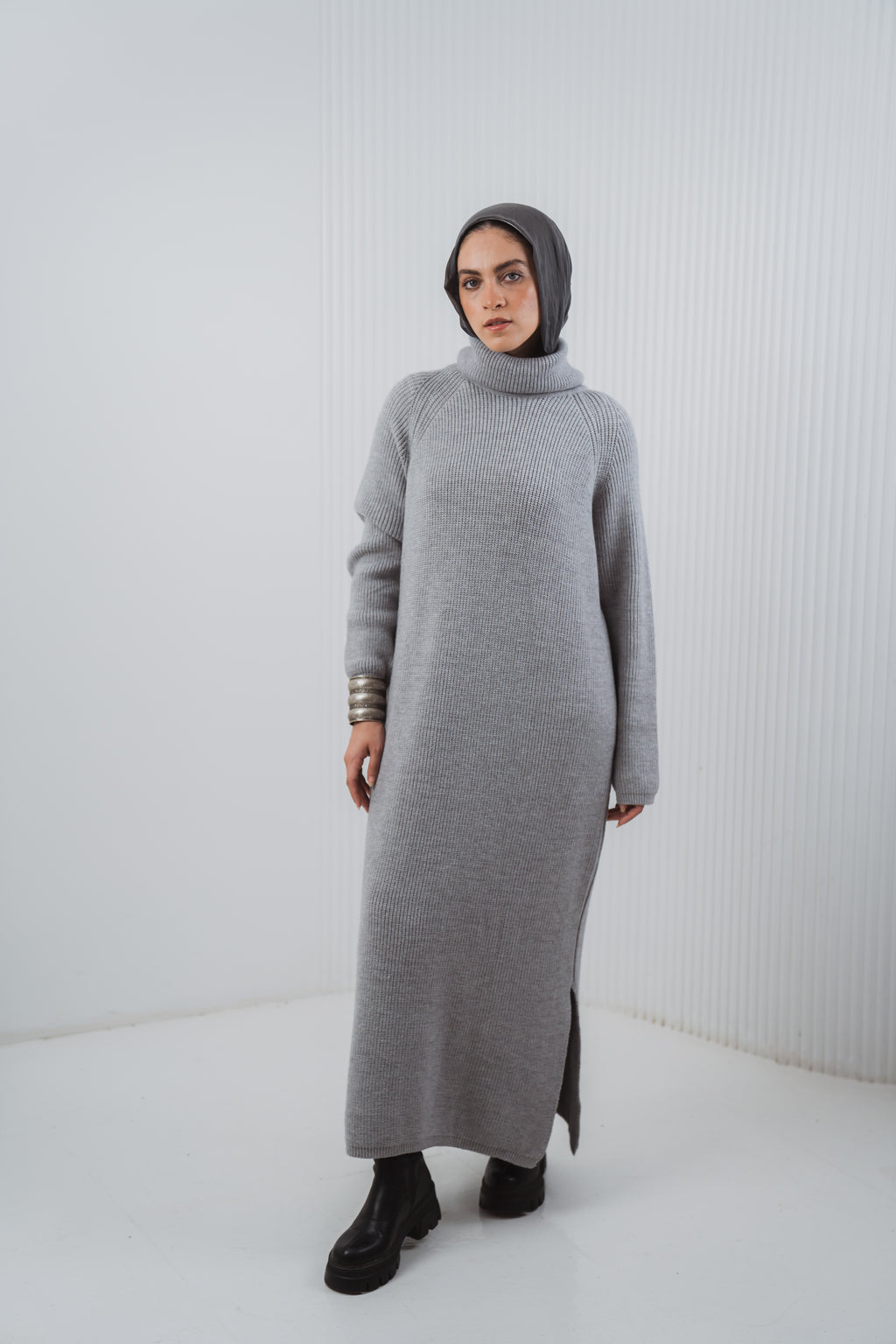 Serene knit Dress in Grey
