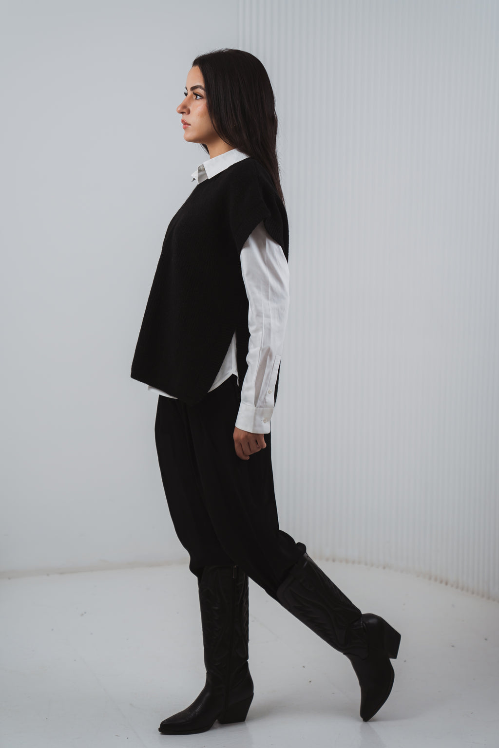 Serene Knit Gillet in Black