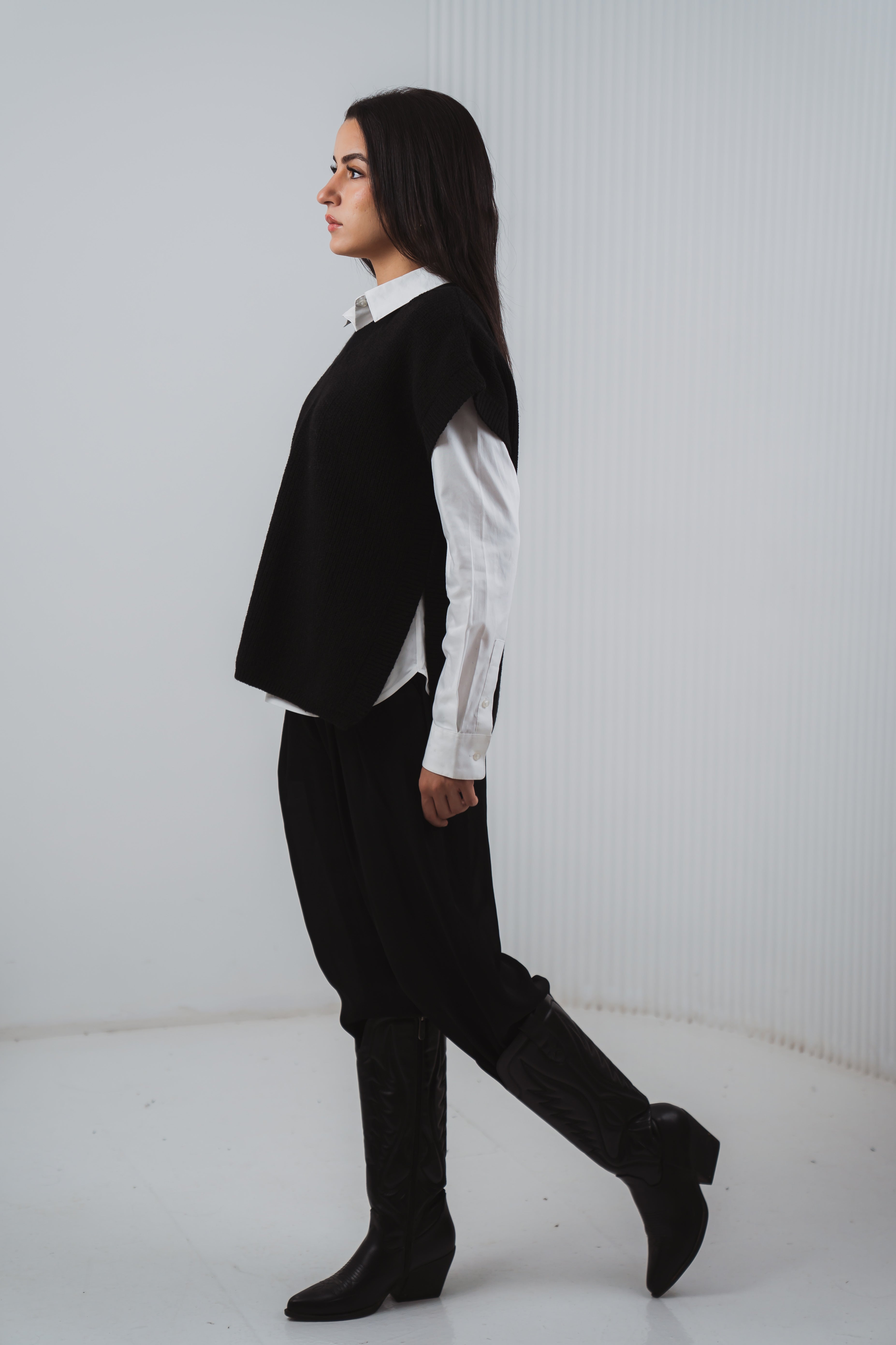 Serene Knit Gillet in Black