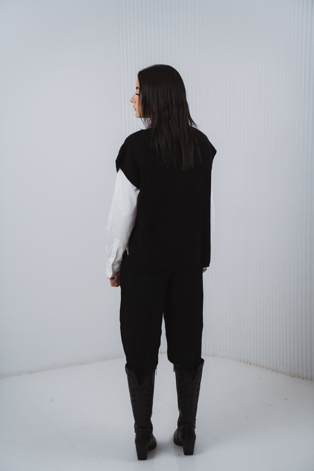 Serene Knit Gillet in Black