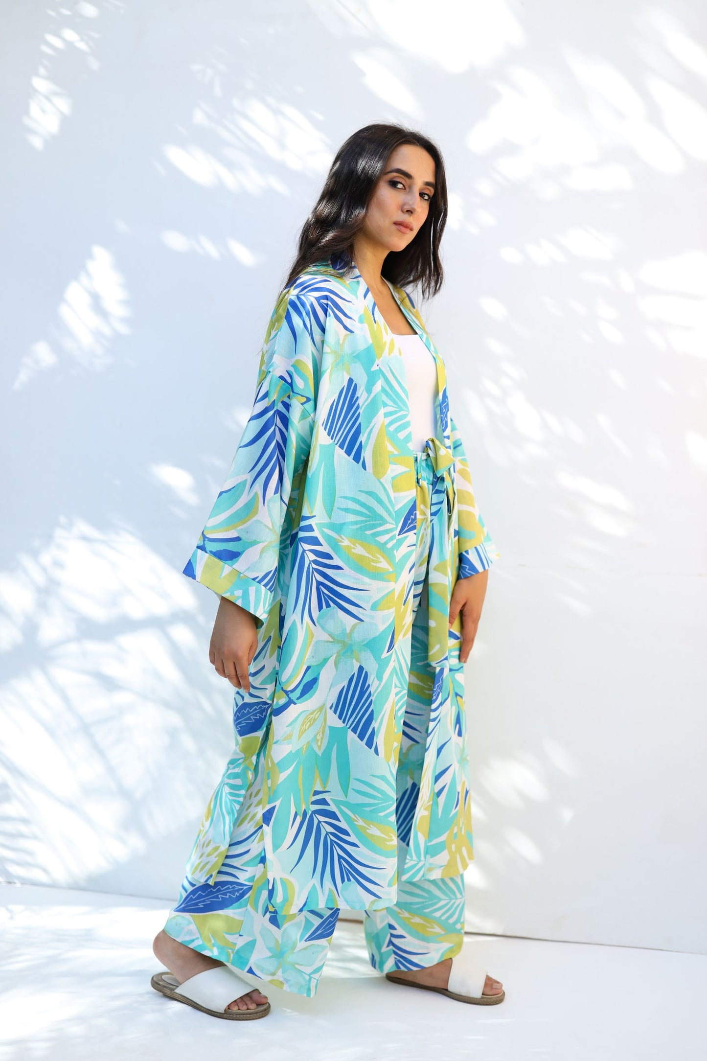 THE BLUHAI SET