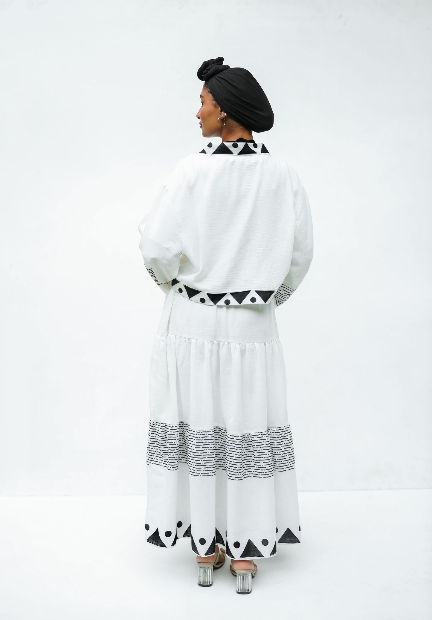 THE TRINOIRE SET